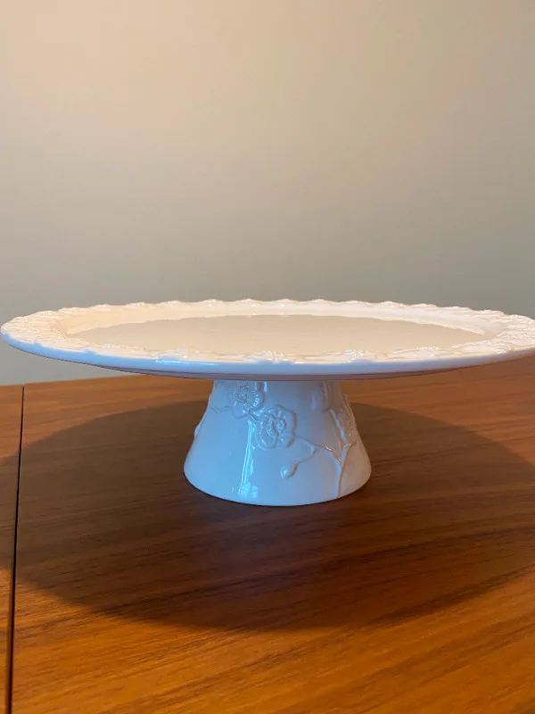 PEDESTAL CAKE STAND 2-piece Ceramic and glass Cake Dome image indicator(3)