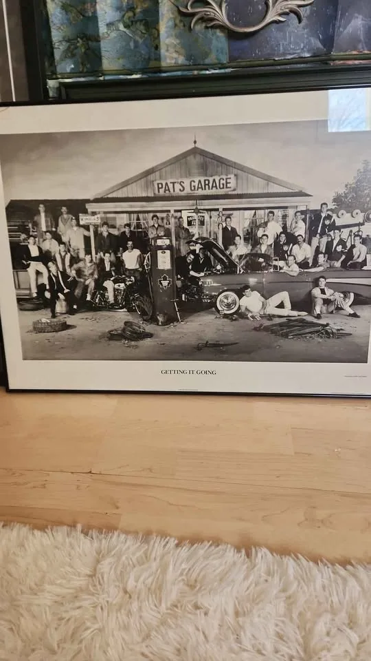 Toronto maple leafs Pat's Garage image indicator(8)