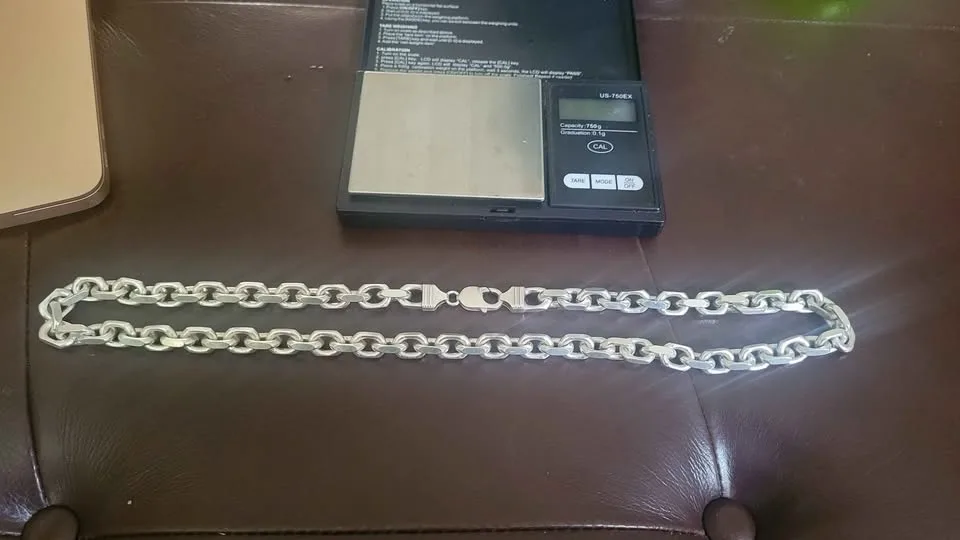 *UNIQUE* 141.5 Gram Sterling Silver 24" HERMES Link Chain image indicator(5)