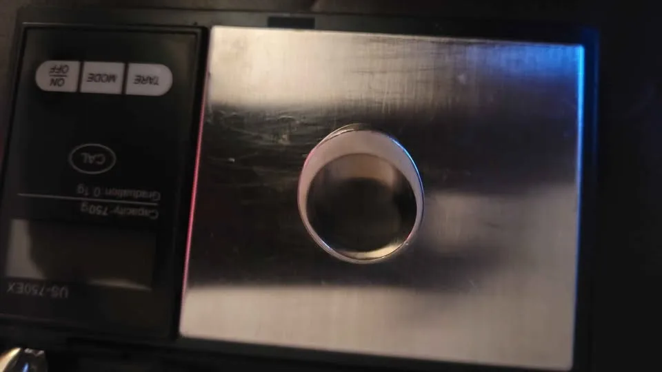 Solid Sterling Silver Ring - 16.3 Grams of .925 image indicator(2)