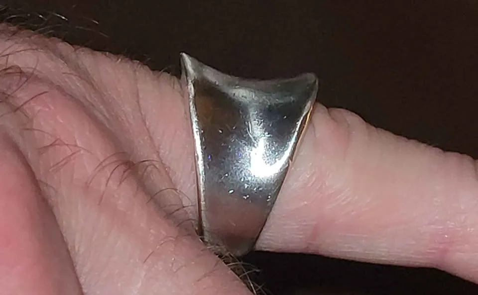 Solid Sterling Silver Ring - 16.3 Grams of .925 image indicator(4)