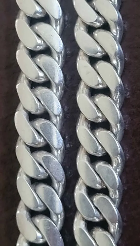 Solid .950 Siver Handmade 25" Cuban Link Chain 107.4 grams image indicator(8)
