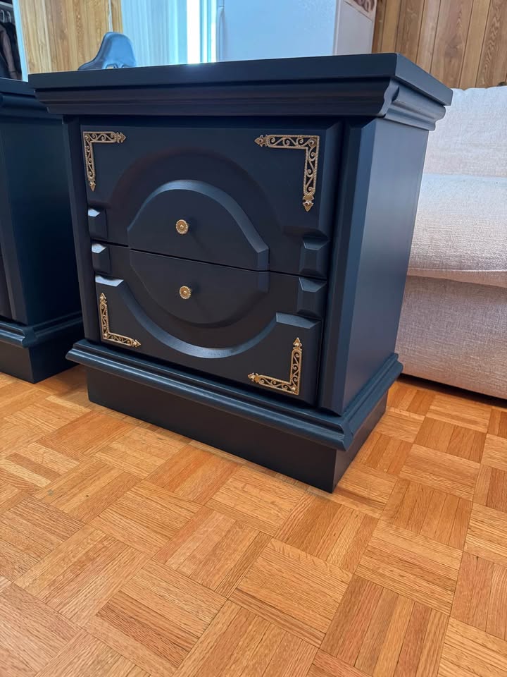 Gorgeous Dark Indigo & Gold Nightstands - photo 4