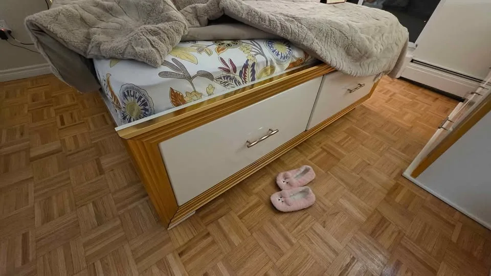 Used like New Bedroom Furniture Set_with Original Receipt image indicator(5)