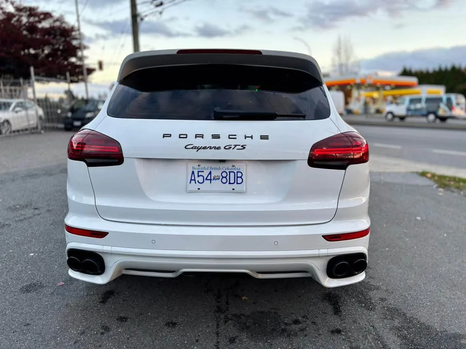 2016 Porsche cayenne gts image indicator(5)