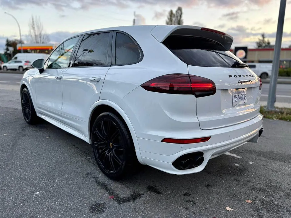 2016 Porsche cayenne gts image indicator(6)