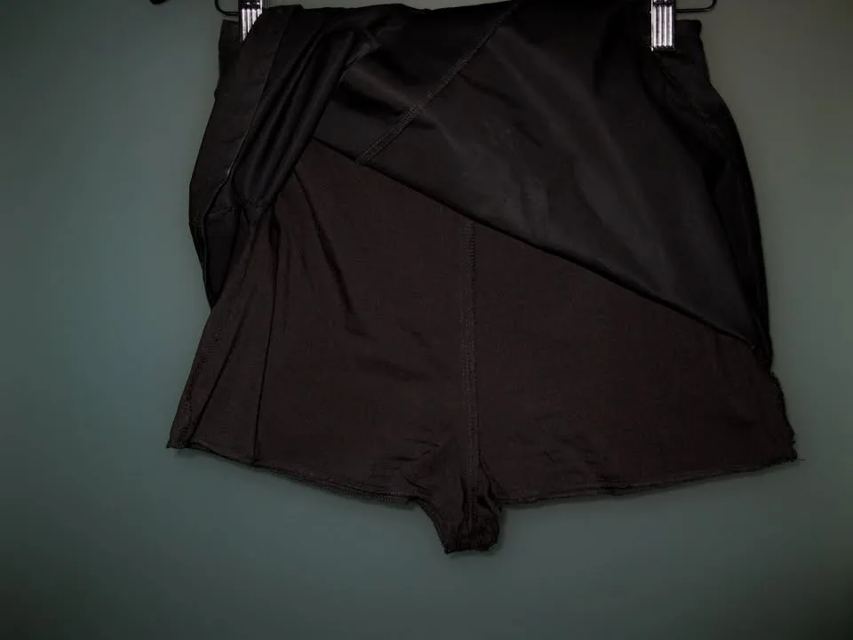 Black Skort image indicator(3)