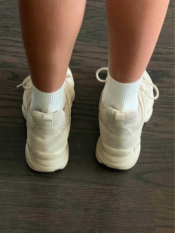 Steve Madden Light Shoes image indicator(4)