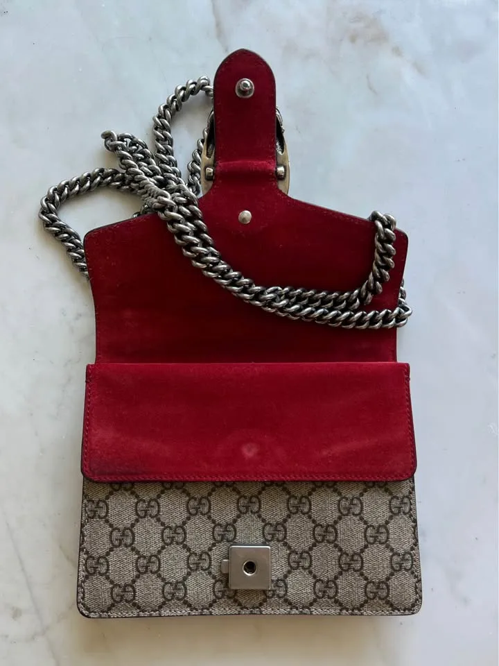 Authentic Gucci Dionysus Shoulder Bag image indicator(4)