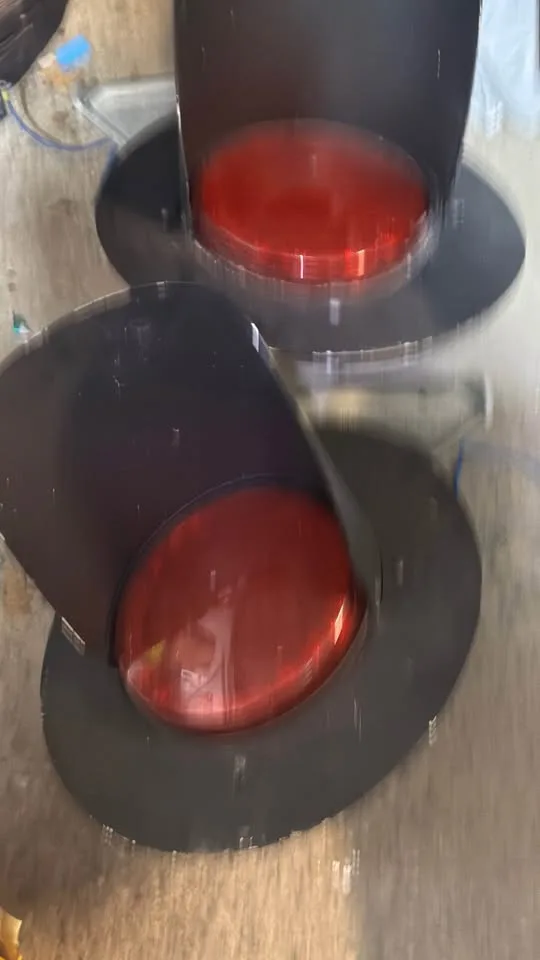 Railway crossing 2 light pair (decommissioned) image indicator(3)