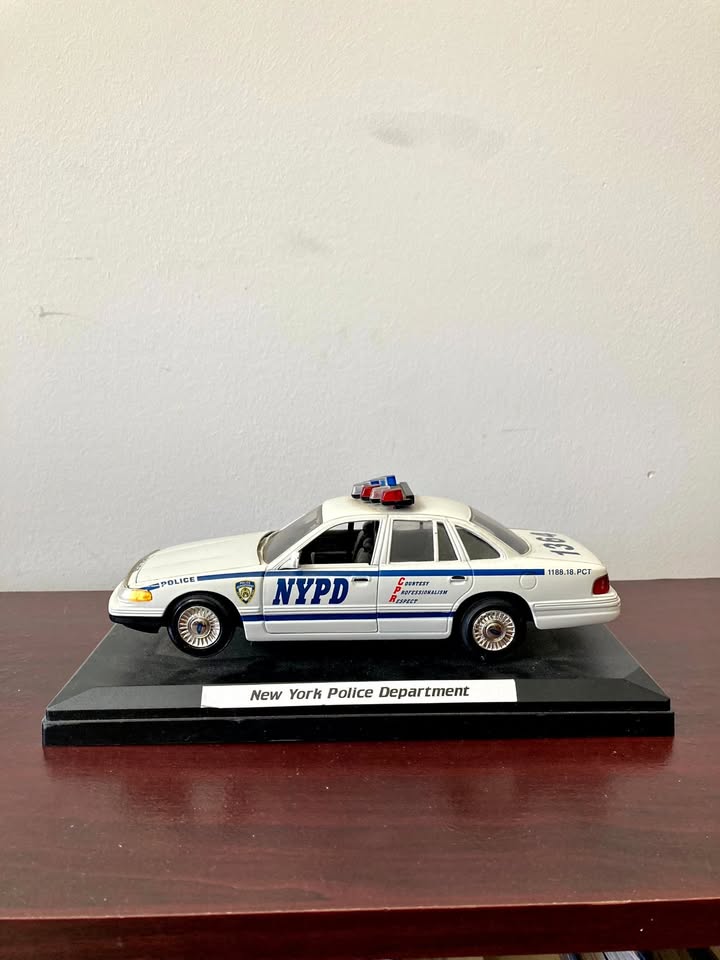 NYPD Die-Cast Police Car 🚓 | Collectible Model Display