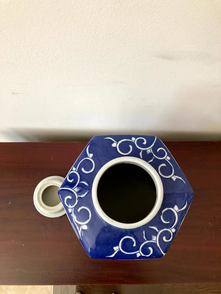 Blue & White Cobi Style Jar image indicator(2)