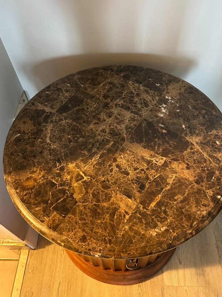 MOVING SALE- Side Table - photo 3