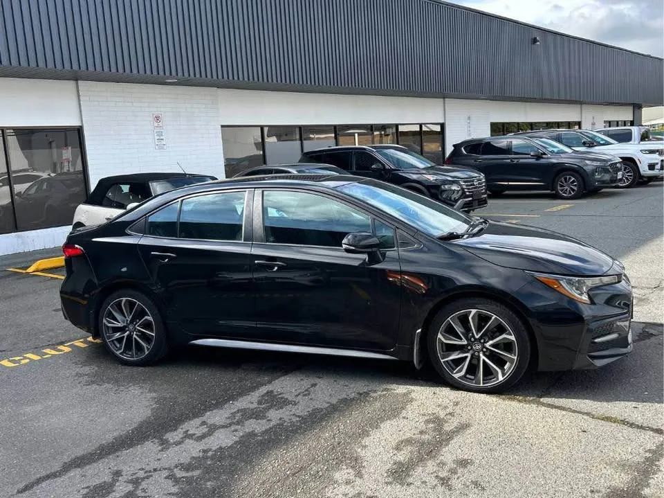 2020 Toyota Corolla SE image indicator(6)