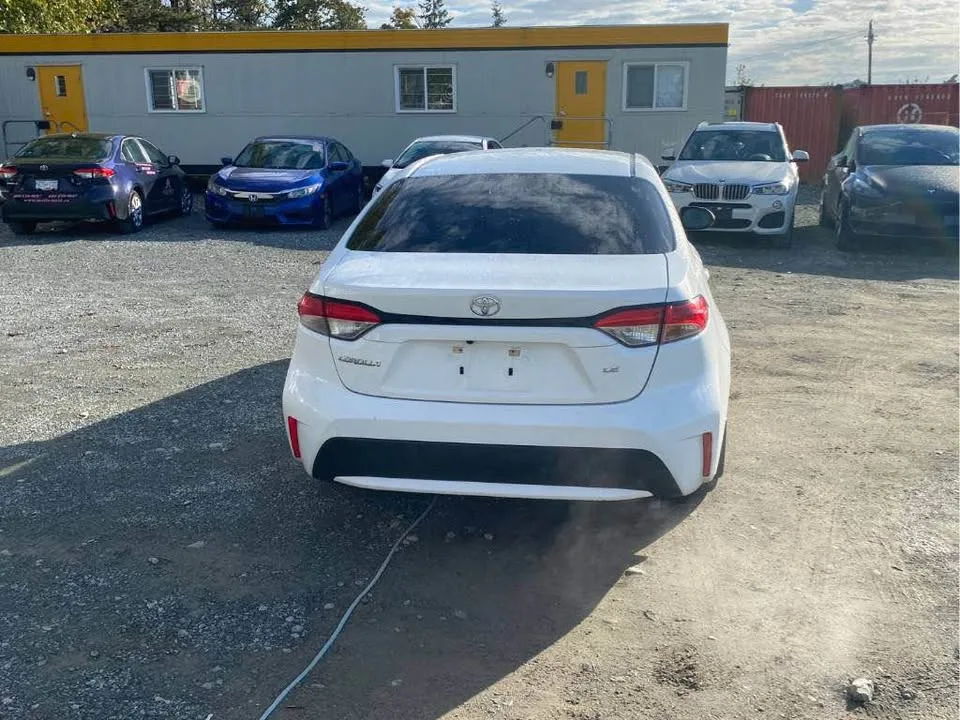 2022 Toyota Corolla LE image indicator(4)