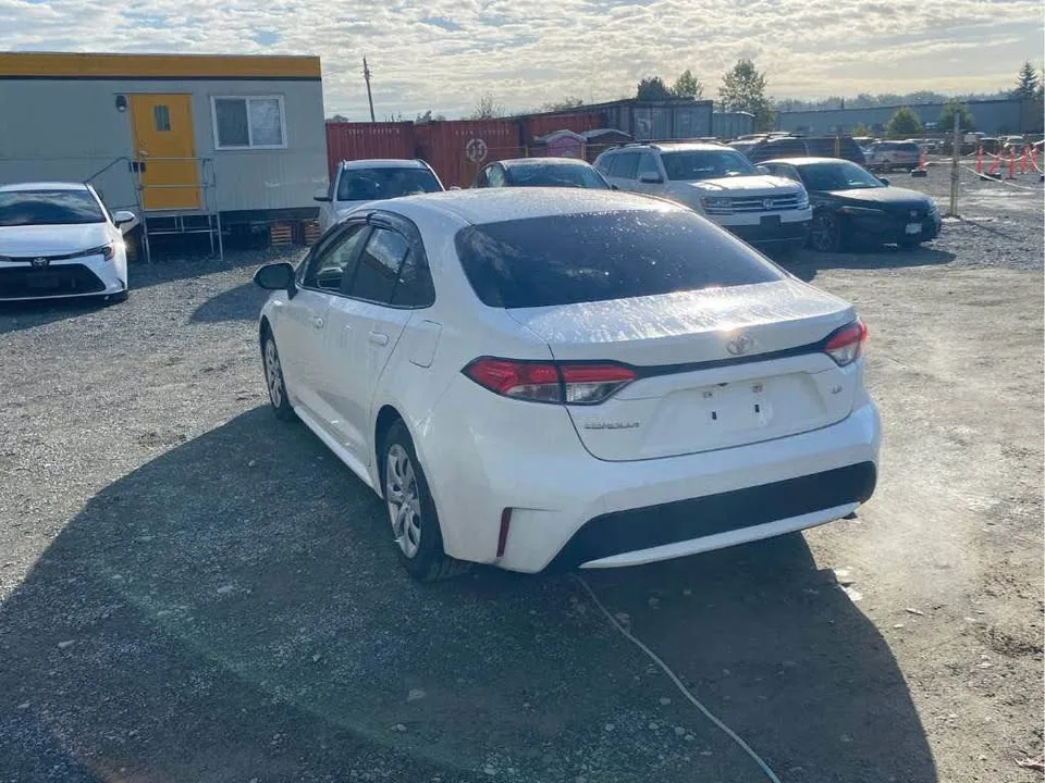 2022 Toyota Corolla LE image indicator(5)