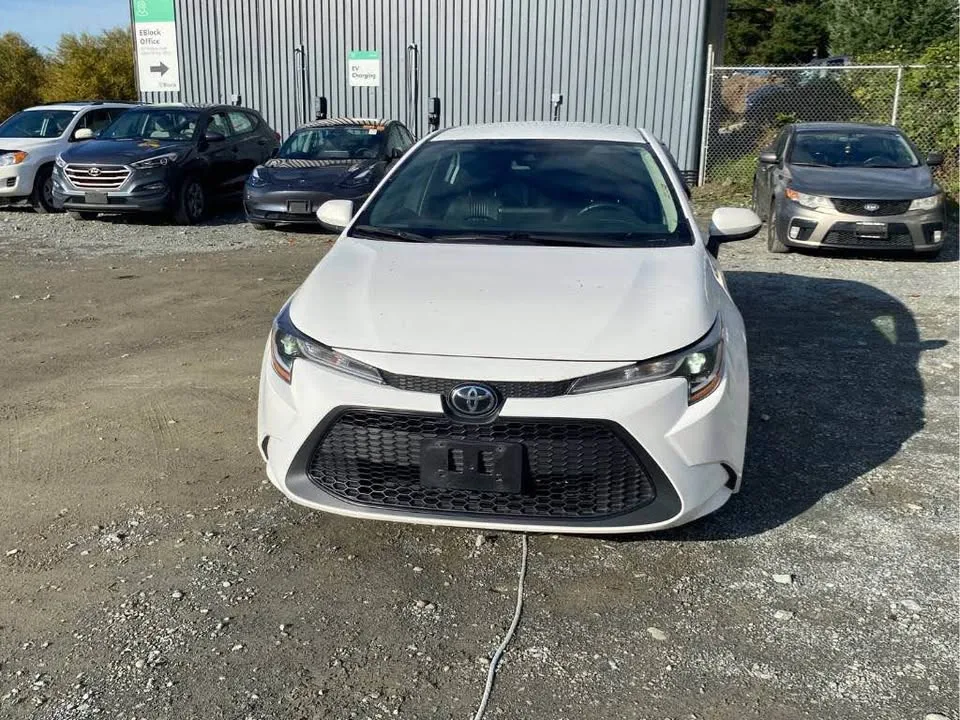 2022 Toyota Corolla LE image indicator(8)