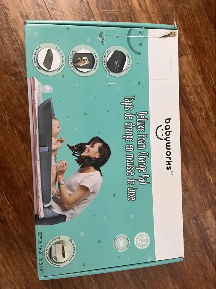 ***BRAND NEW*** BABYWORKS FOAM CHANGE PAD image indicator(3)