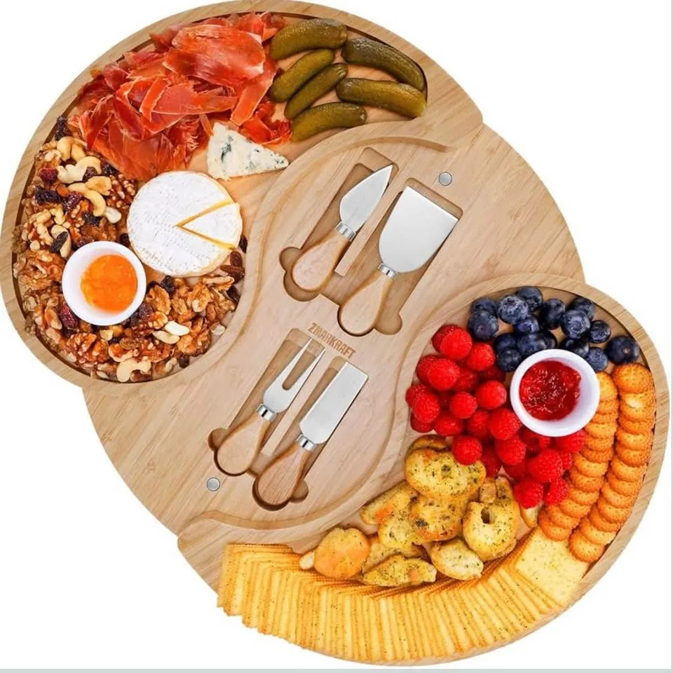 ***BRAND NEW*** LARGE CHARCUTERIE BOARD set image indicator(4)