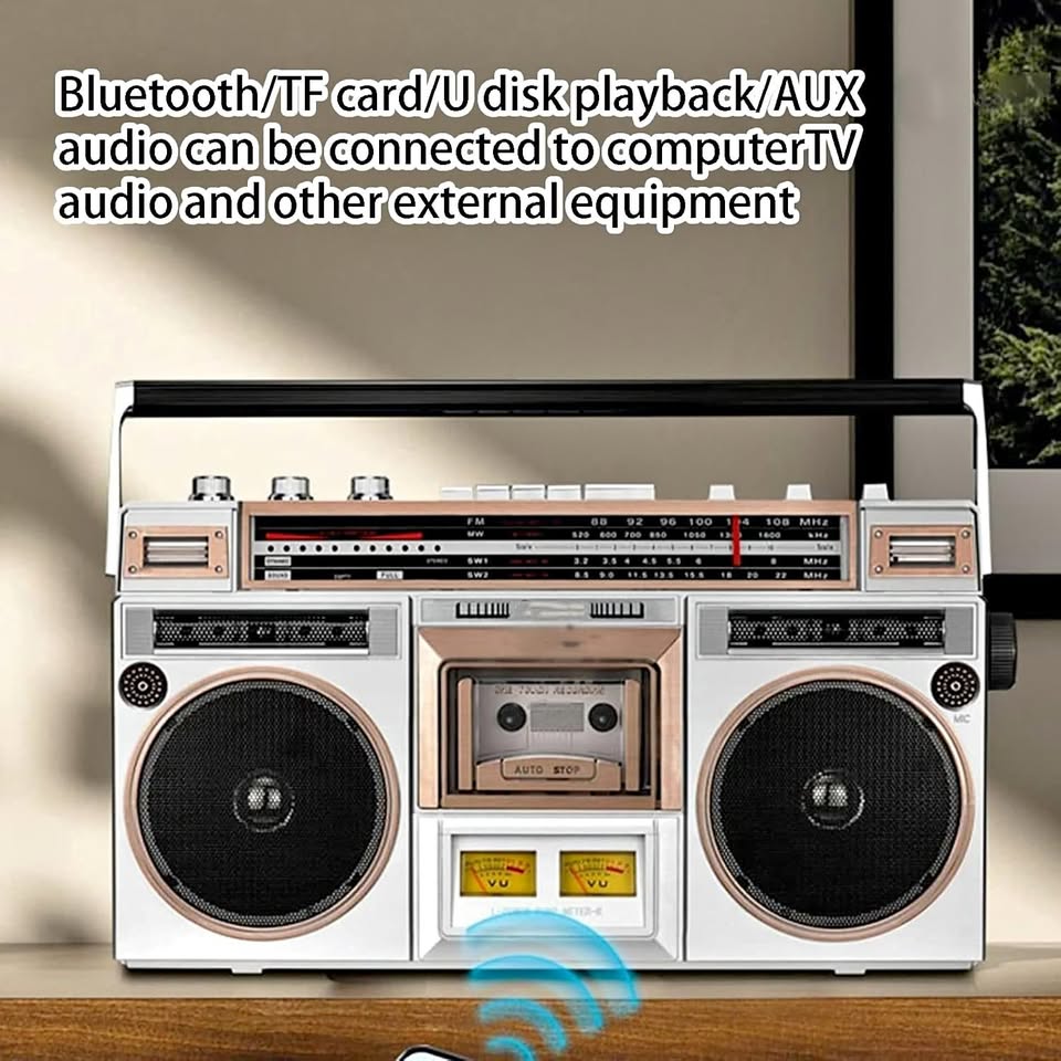 CD Player Boombox: Classic 80s Retro Style