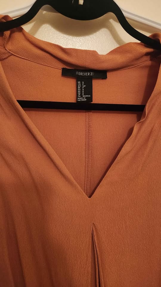 Terracotta colored short sleeve top (S) - photo 2