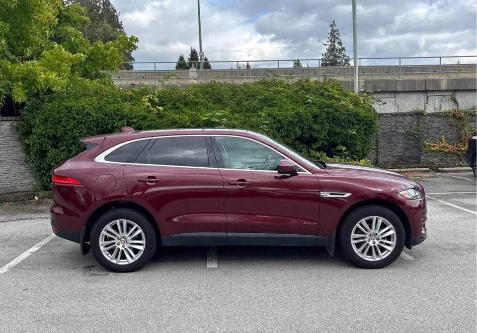 2017 Jaguar f pace 20 d prestige image indicator(2)