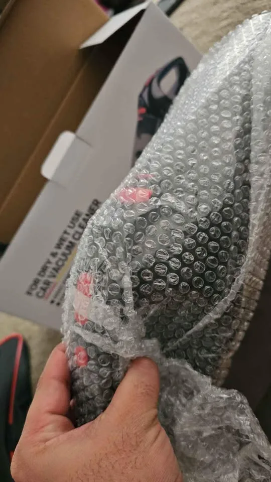 Brand New Car Vacuum - Cordless image indicator(3)