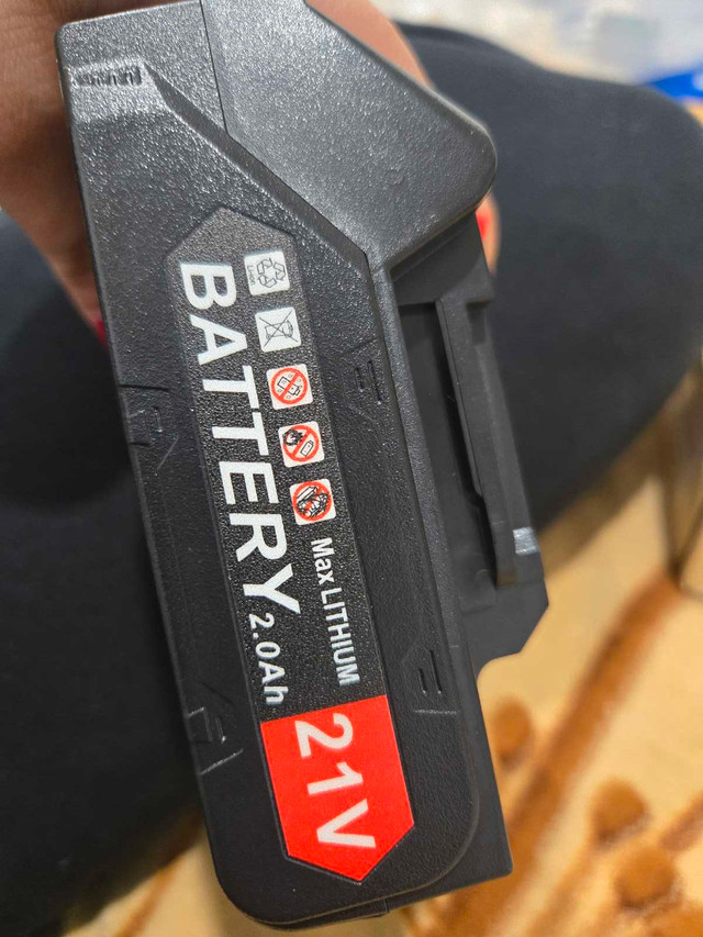 Max lithium battery 21V 2.0 Ah