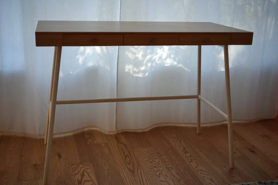 IKEA Bamboo Desk – Modern Minimalist Design, Excellent Condition image indicator(5)