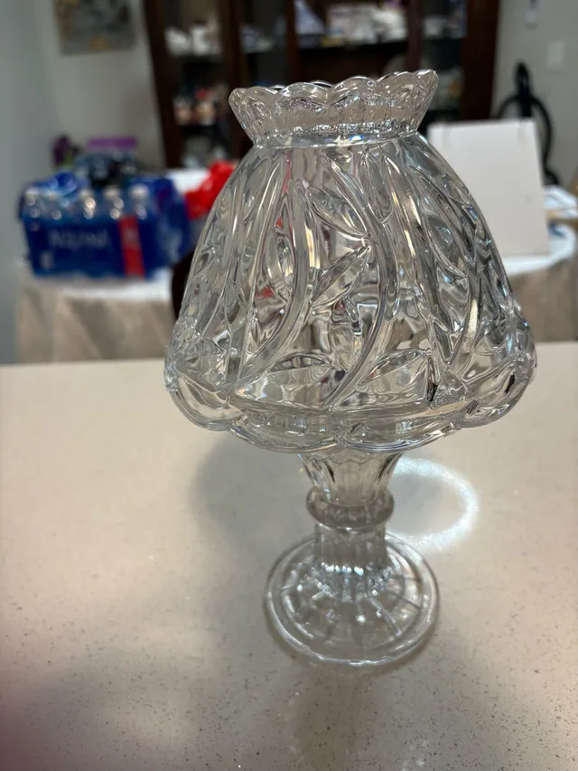 Portico Crystal Candle Holder image indicator(4)