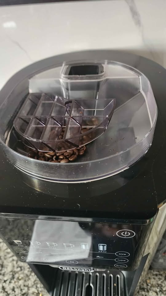 Delonghi Coffee Maker - photo 3
