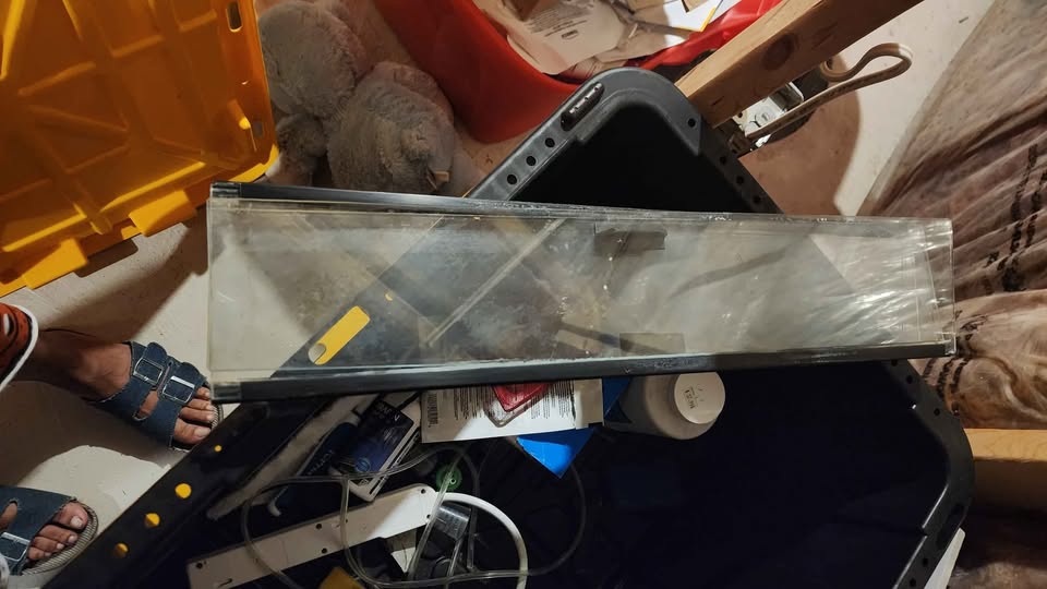60 Gallon Fish Tank with stand - photo 4