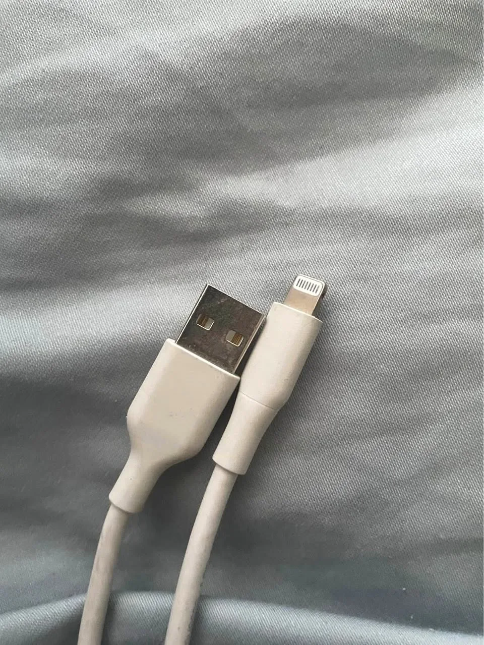 iPhone Charger Lightning to USB thumbnail