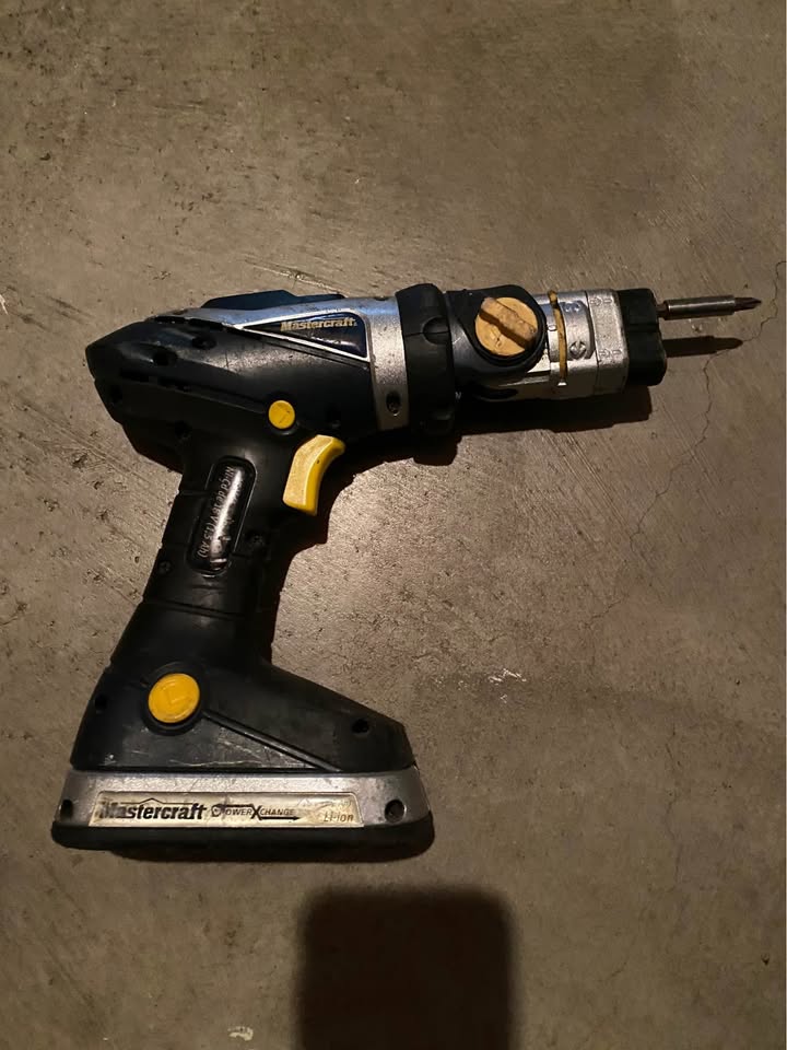 Mastercraft powerxchange 18 V cordless drill - photo 2