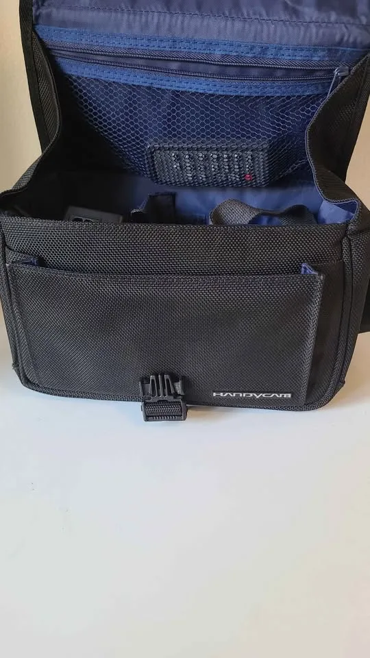 Sony Handycam DCR-DVD101E + Case, Remote & Discs image indicator(10)