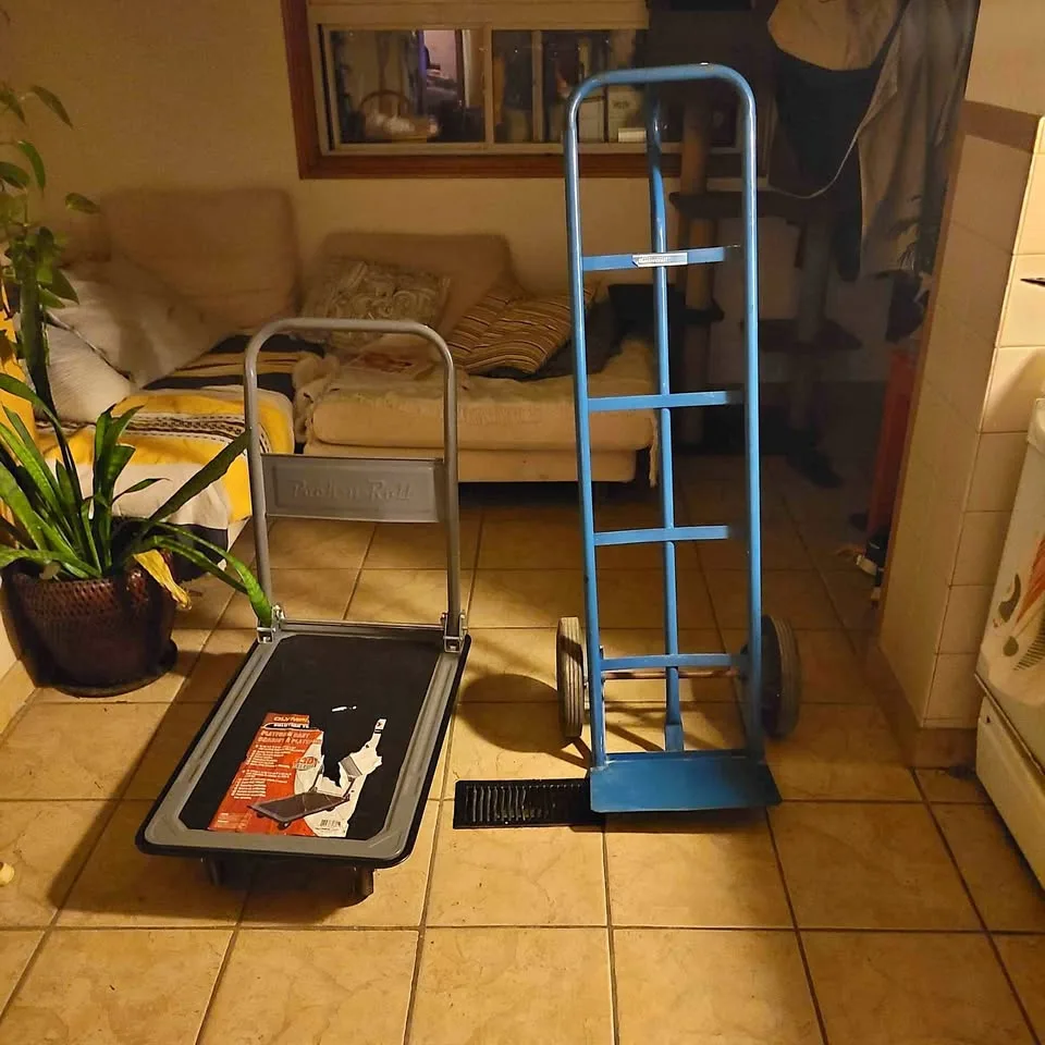 Dolly for rent - Read Description* thumbnail