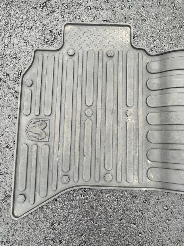 Ram 1500 rear floor liner/mat (reduced) - photo 4