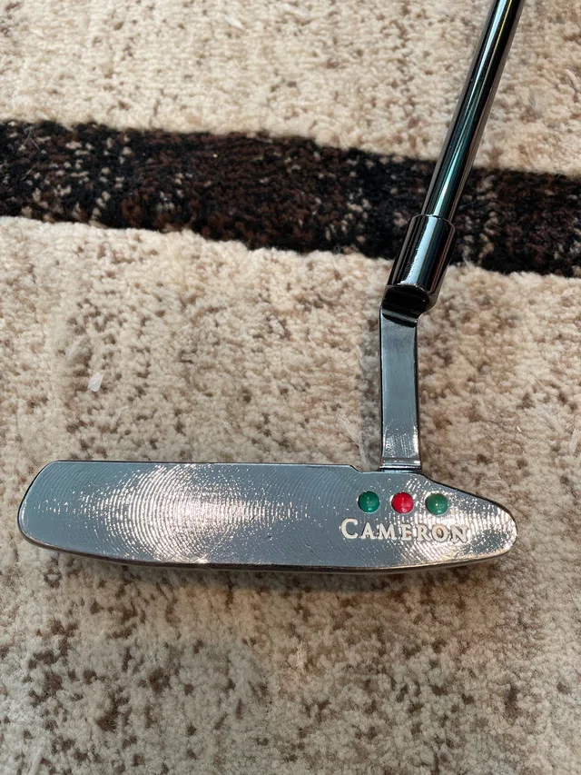 Scotty Cameron Newport Two 2002 Ltd. image indicator(3)