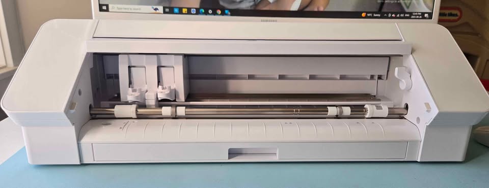 Silhouette Cameo 4 Cutting Machine - photo 4
