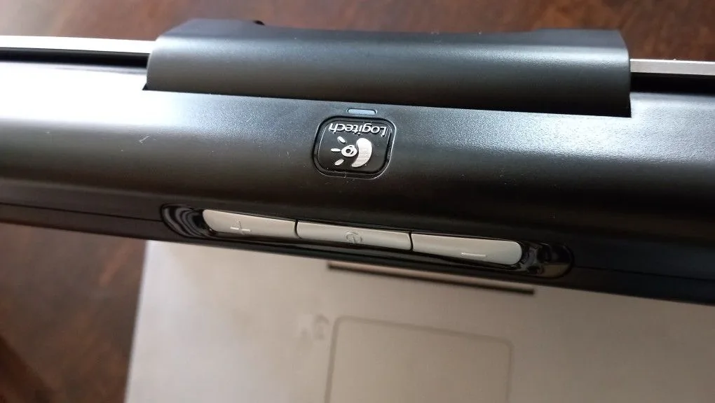 Logitech Laptop/Tablet Speaker thumbnail