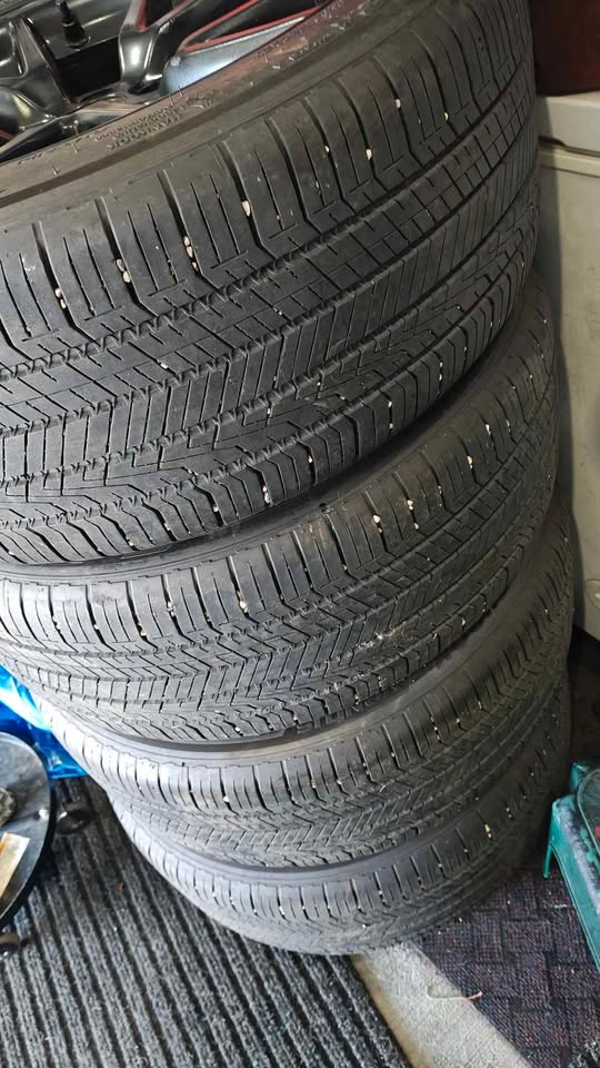 OEM Tesla 3 All Season Tires & Rims 235/45R18 Hankook - photo 4
