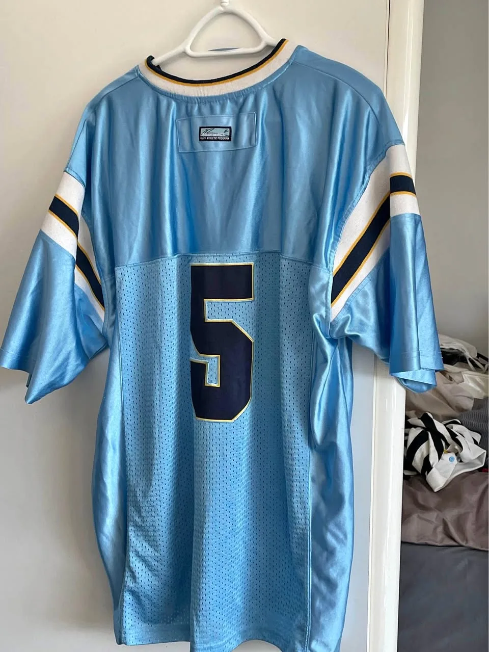 Vintage R2 Athletic jersey thumbnail