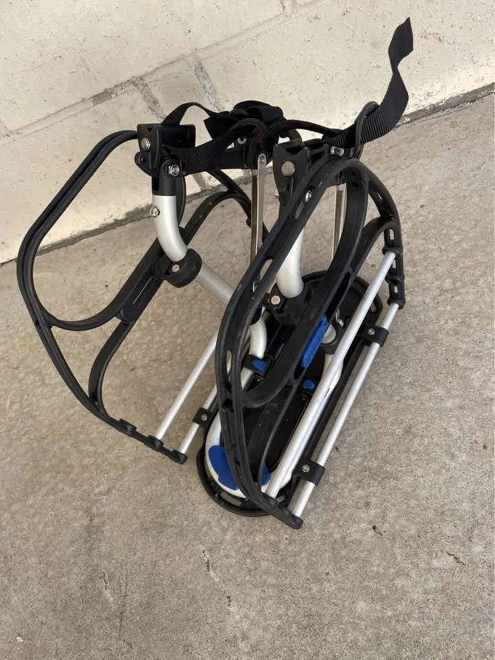 Thule Pack n Pedal Tour Rack and Side Frames image indicator(2)