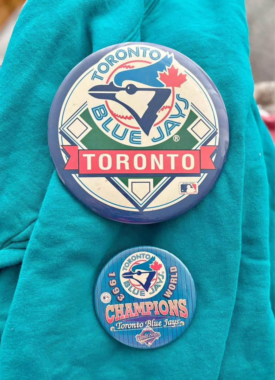 Vintage Blue Jays Buttons / Pins - 1993 World Champions thumbnail
