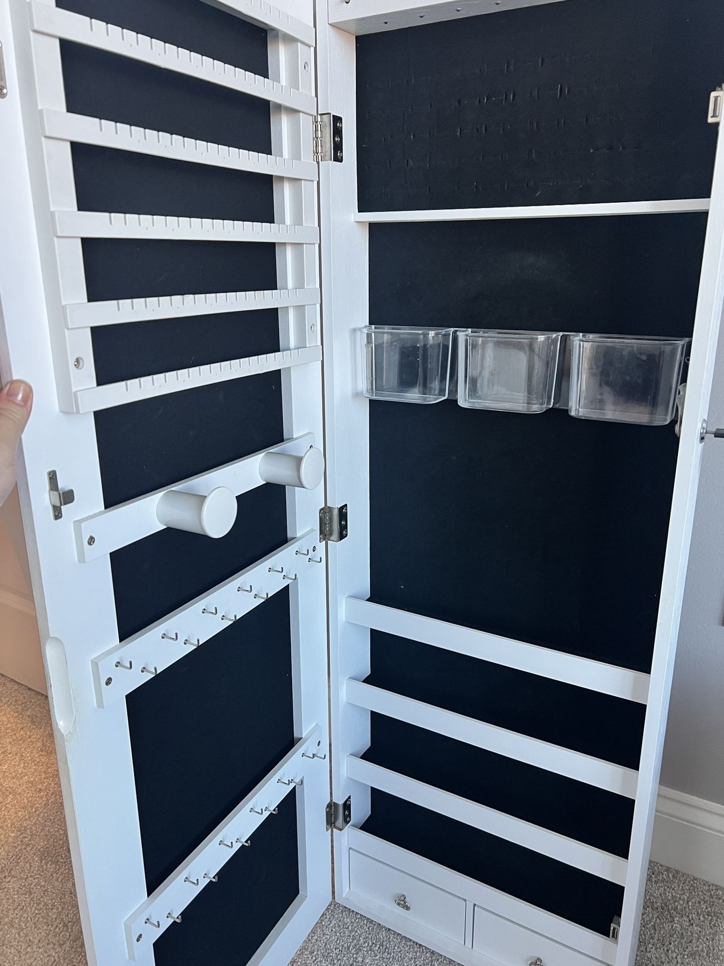 Mirror Jewelry Cabinet - photo 3