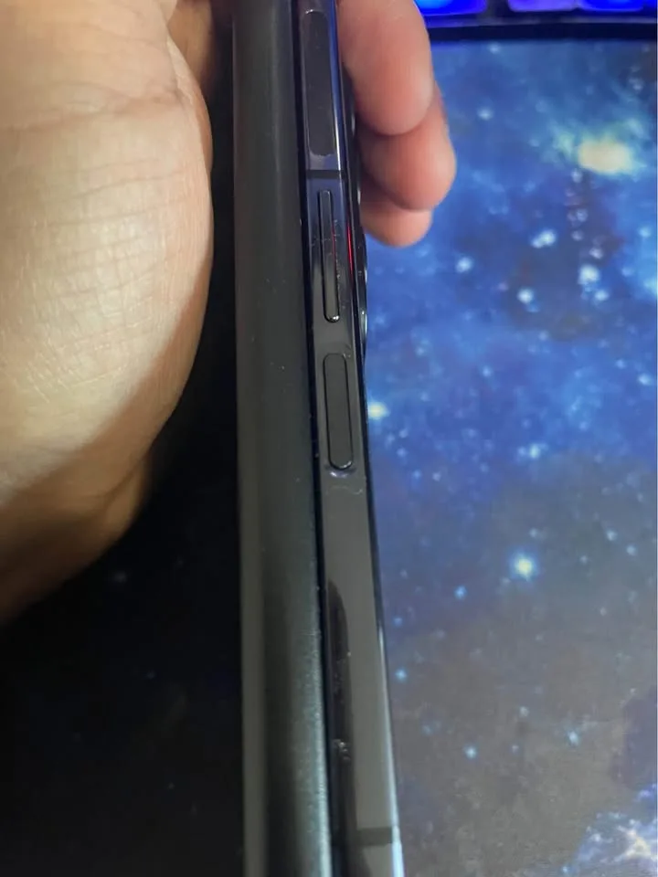 Samsung Galaxy Z Fold 4 – 512GB (Black) – Excellent Condition image indicator(7)