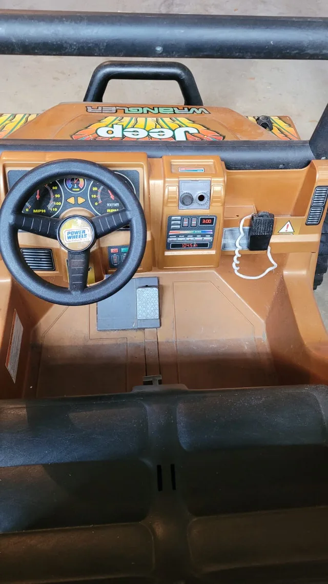 Kids Ride-on Jeep! image indicator(2)