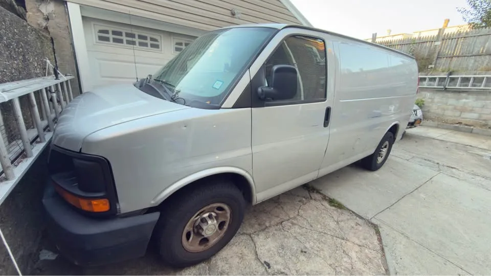 2012 Chevrolet Express 2500 Cargo · Regular Van 3D