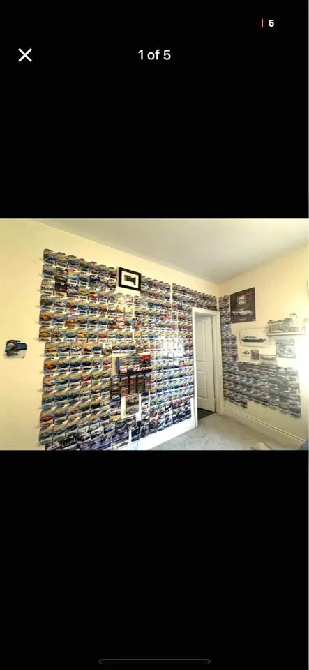 Hot wheels sale thumbnail