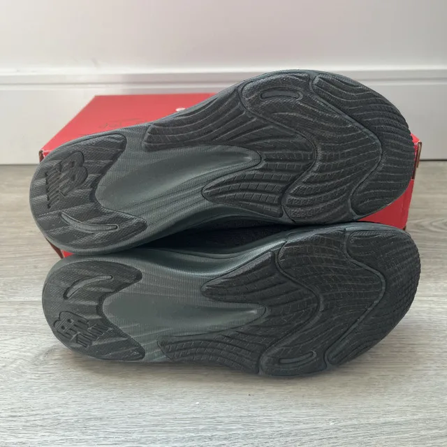 New Balance DynaSoft Nergize Sport V2 – Women’s 7.5D Black image indicator(6)